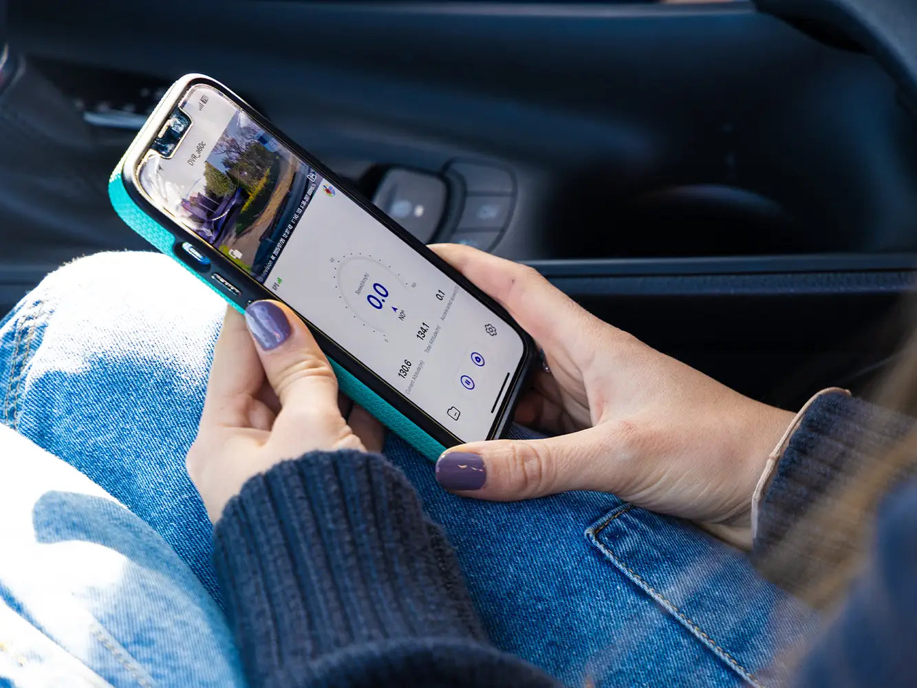 Showcasing liveview of the DriveVision dash cam through the app